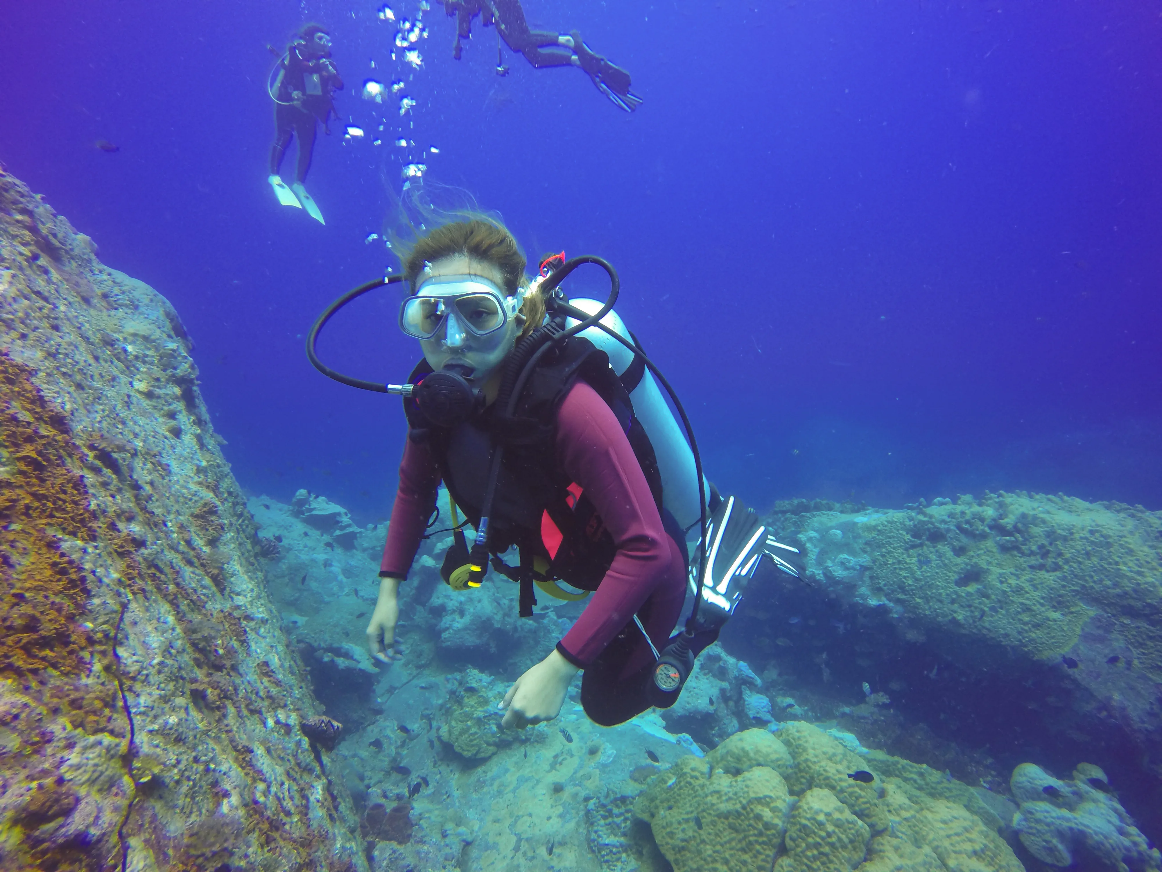 NAUI diving instruction and emergency oxygen training